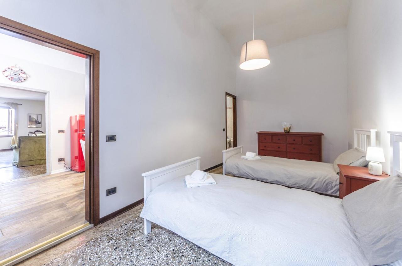 Ferienwohnung Maurizio House - Near The Train Station Venedig Exterior foto
